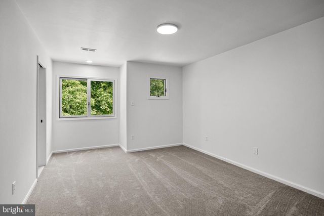 39 BRIDGE RD, Lumberton, NJ 08048