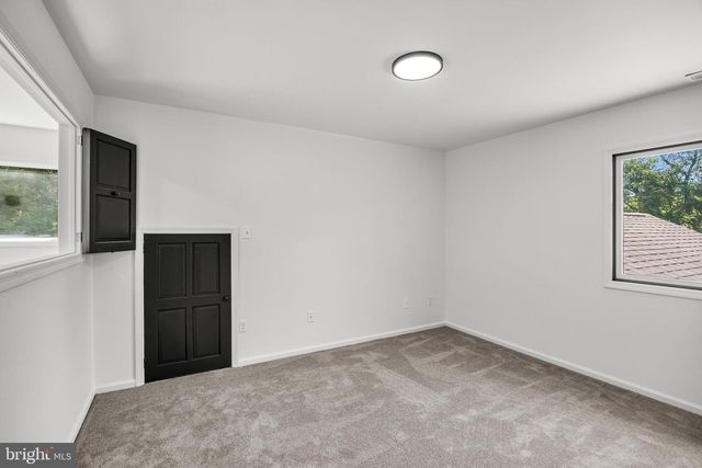 39 BRIDGE RD, Lumberton, NJ 08048