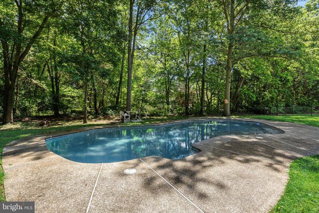 39 BRIDGE RD, Lumberton, NJ 08048