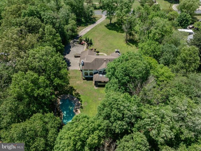 39 BRIDGE RD, Lumberton, NJ 08048