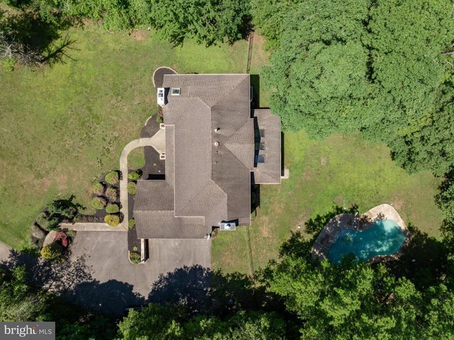 39 BRIDGE RD, Lumberton, NJ 08048