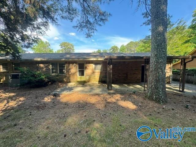 1725 Millican Place NW, Huntsville, AL 35810