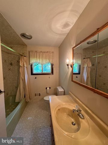 6008 FORK WOODS RD, Baldwin, MD 21013