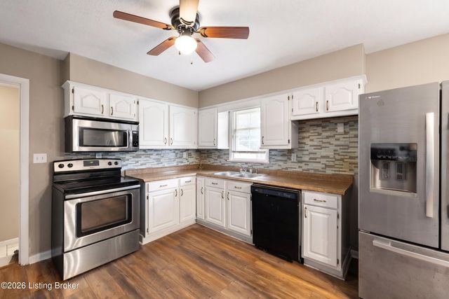 5316 Oak Lea Dr, Louisville, KY 40216