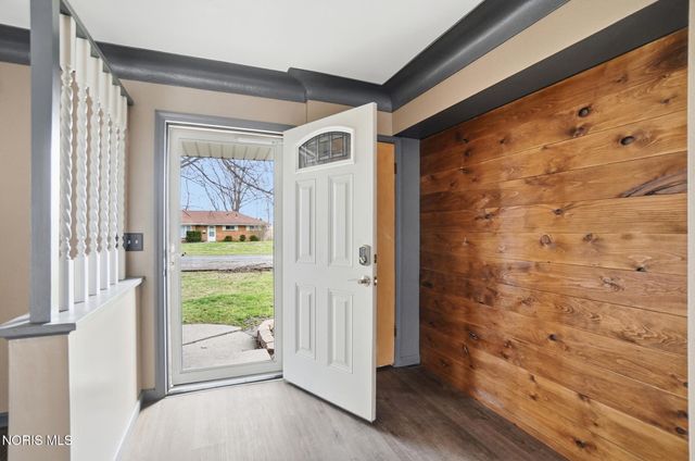 4843 Glen Oaks Drive, Toledo, OH 43613