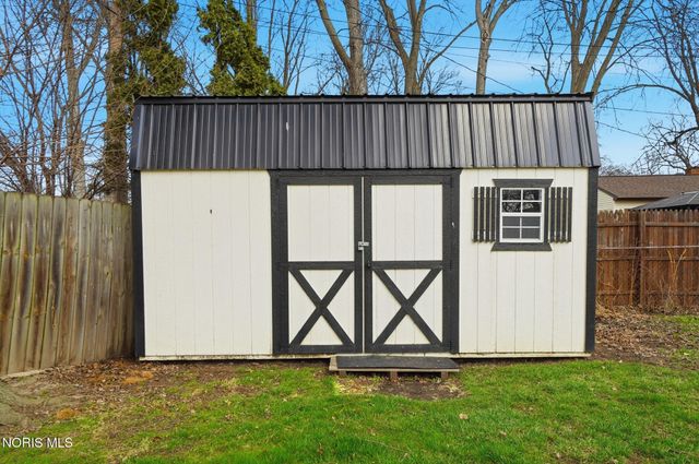 4843 Glen Oaks Drive, Toledo, OH 43613