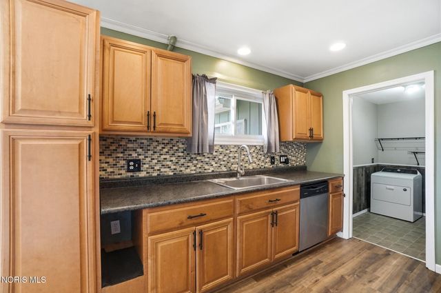 4843 Glen Oaks Drive, Toledo, OH 43613