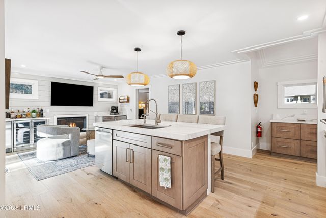 1 Firethorn Lane, Hilton Head Island, SC 29928