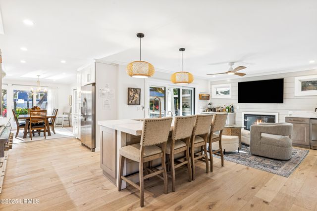 1 Firethorn Lane, Hilton Head Island, SC 29928