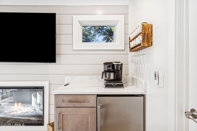 1 Firethorn Lane, Hilton Head Island, SC 29928