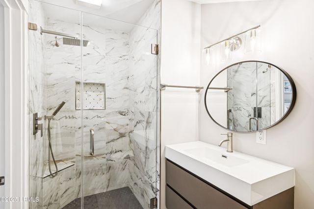 1 Firethorn Lane, Hilton Head Island, SC 29928