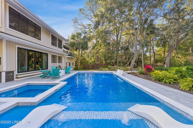 1 Firethorn Lane, Hilton Head Island, SC 29928