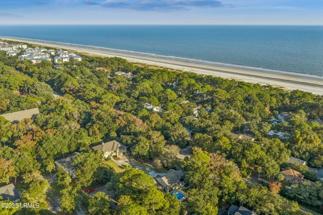 1 Firethorn Lane, Hilton Head Island, SC 29928