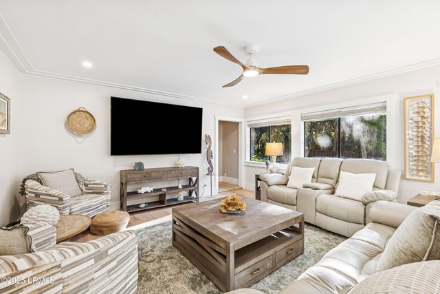 1 Firethorn Lane, Hilton Head Island, SC 29928