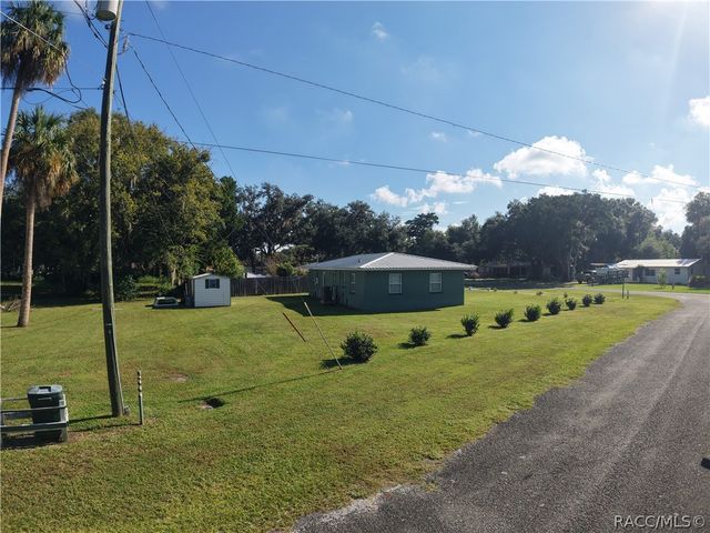 50 Risher Avenue, Inglis, FL 34449