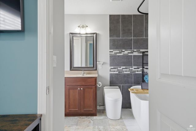 604 W Pine Street, Junction City, KS 66441