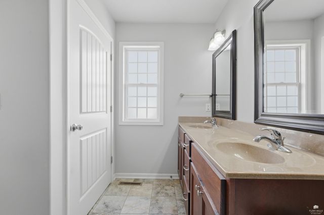 604 W Pine Street, Junction City, KS 66441