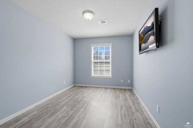 604 W Pine Street, Junction City, KS 66441