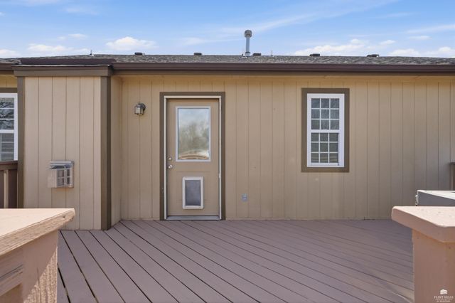 604 W Pine Street, Junction City, KS 66441