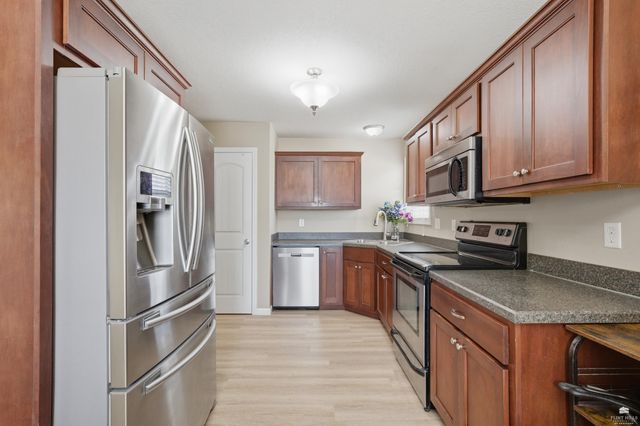 604 W Pine Street, Junction City, KS 66441