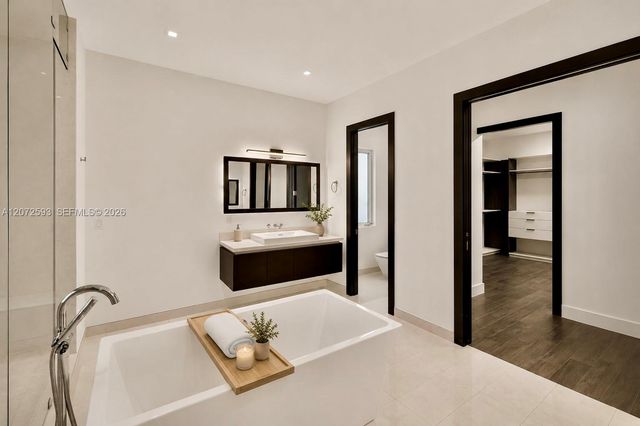 3460 NW 84th Avenue, Doral, FL 33122