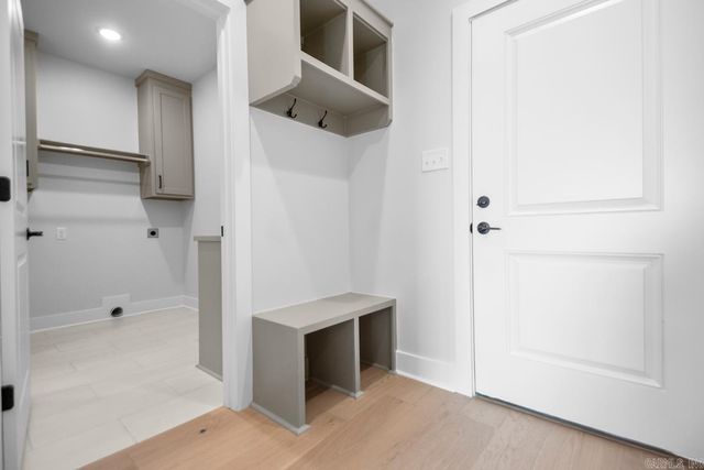 105 Dylan, Benton, AR 72015