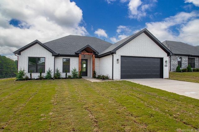 105 Dylan, Benton, AR 72015