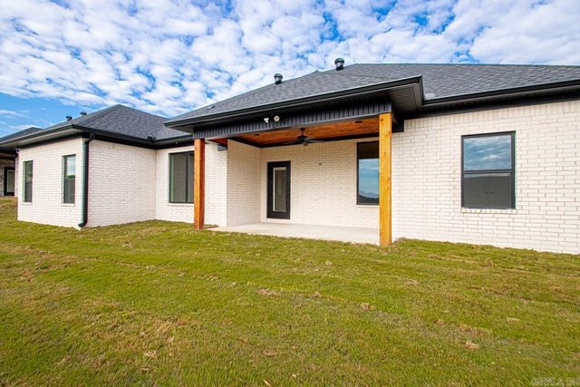 105 Dylan, Benton, AR 72015