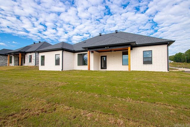 105 Dylan, Benton, AR 72015