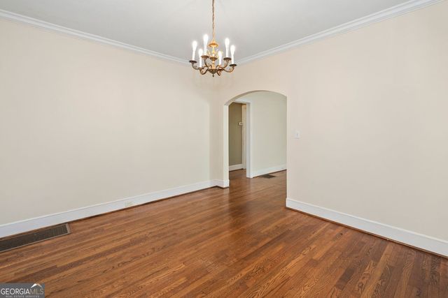 605 Avenue E, West Point, GA 31833