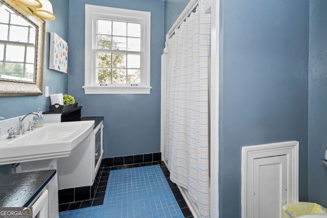 605 Avenue E, West Point, GA 31833