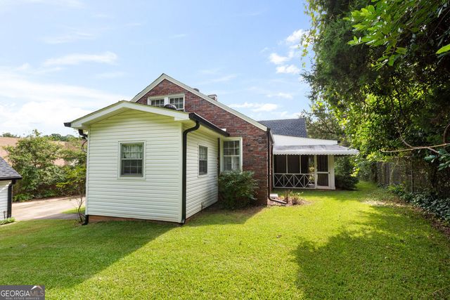 605 Avenue E, West Point, GA 31833