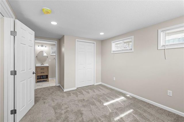 4517 Jarboe Street, Kansas City, MO 64111