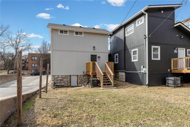 4517 Jarboe Street, Kansas City, MO 64111