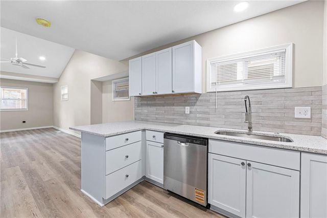 4517 Jarboe Street, Kansas City, MO 64111