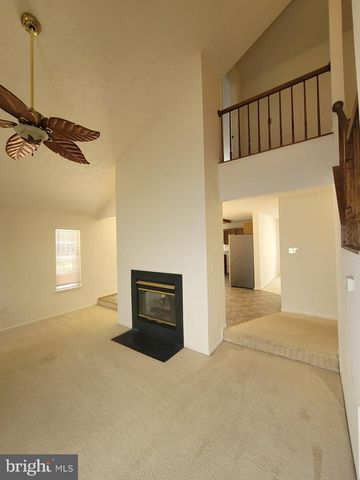 6406 BEAR CT, Waldorf, MD 20603