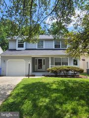 6406 BEAR CT, Waldorf, MD 20603
