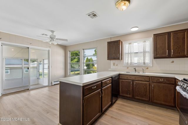 10 Purnell Street, Toms River, NJ 08757