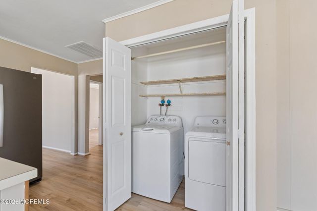 10 Purnell Street, Toms River, NJ 08757