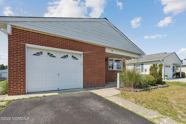 10 Purnell Street, Toms River, NJ 08757