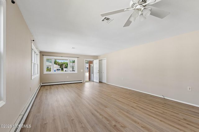 10 Purnell Street, Toms River, NJ 08757
