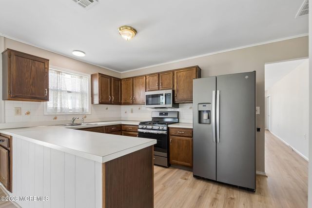 10 Purnell Street, Toms River, NJ 08757