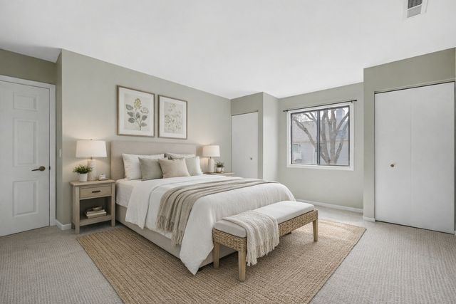 27W685 GRASMERE Drive 1808, Winfield, IL 60190