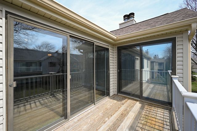 27W685 GRASMERE Drive 1808, Winfield, IL 60190