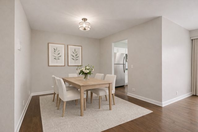 27W685 GRASMERE Drive 1808, Winfield, IL 60190