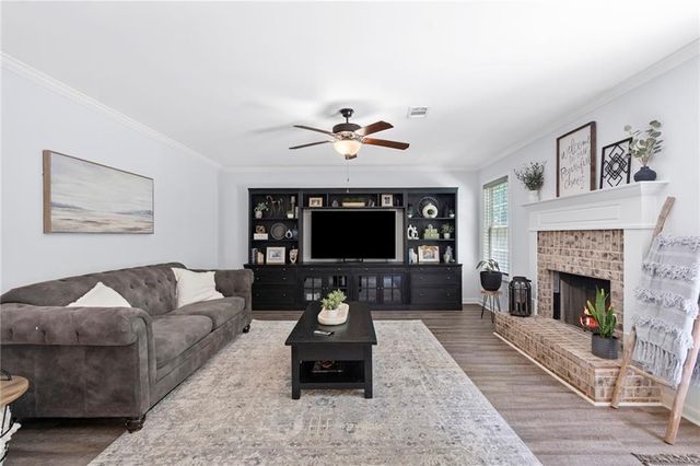 165 6th Street, Auburn, GA 30011