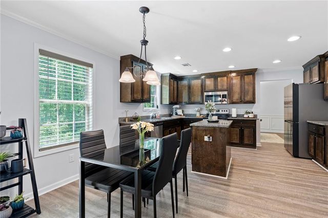 165 6th Street, Auburn, GA 30011