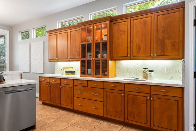 1653 E CRESCENT VIEW CIRCLE, Sandy, UT 84092