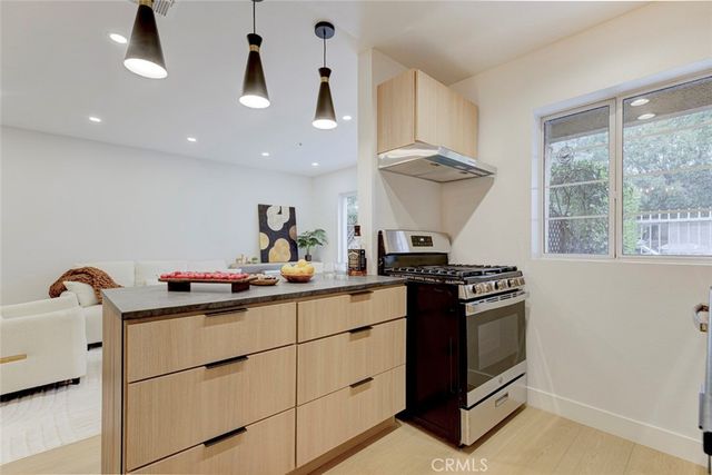 15044 Nordhoff Street 8, North Hills, CA 91343