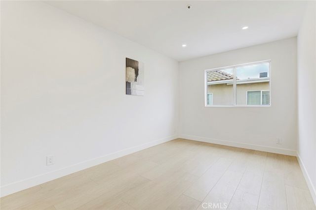 15044 Nordhoff Street 8, North Hills, CA 91343